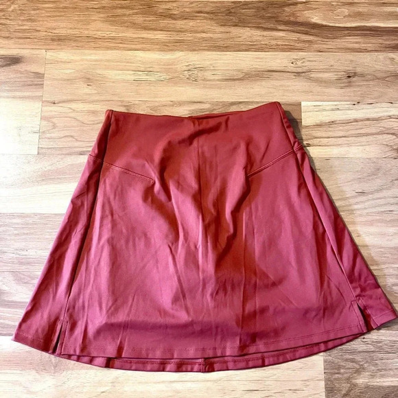 Old Navy Active Powersoft Extra High Rise Skort XS - Picture 3 of 5
